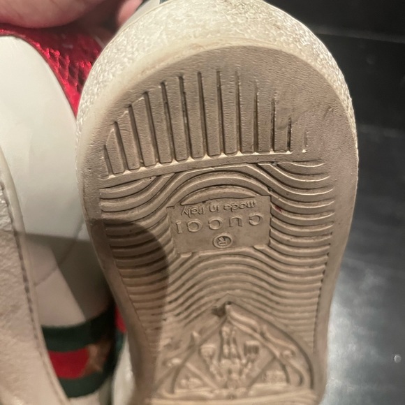 Women’s Gucci Ace Sneakers Pineapple 🍍 ladybug 🐞 - Picture 8 of 8